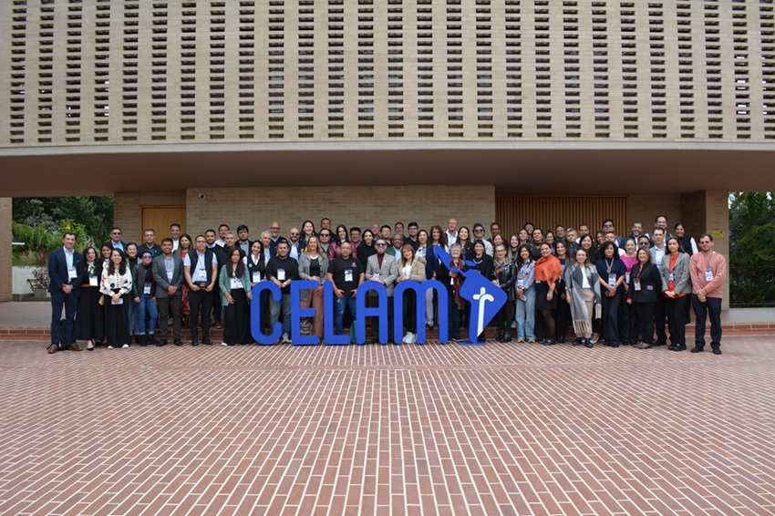Bibliotecas transformadoras para la educación del futuro: nuestra participación en la VI Reunión ODUCAL 2 La colaboración regional se reflejó en cada interacción durante el evento.