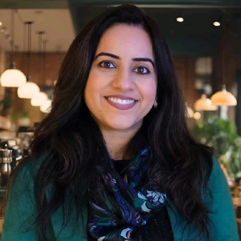 Dr. Parul Minhas