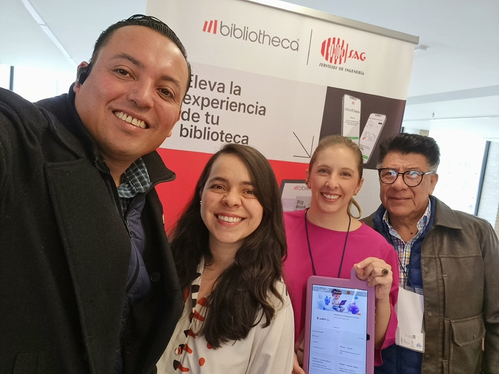 Bibliotecas transformadoras para la educación del futuro: nuestra participación en la VI Reunión ODUCAL 3 Equipo de Bibliotheca junto a representantes de Grupo ICI durante una jornada del evento ODUCAL 2025.