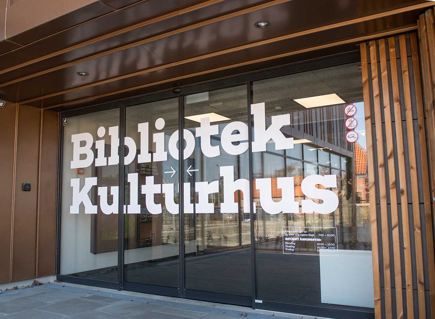 Varde Bibliotek entrance